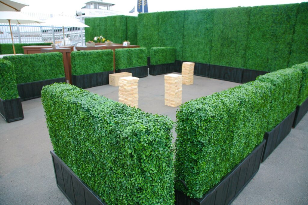 Discover the Versatility and Benefits of UV Resistant Artificial Boxwood Panels from Premium Grass Blades