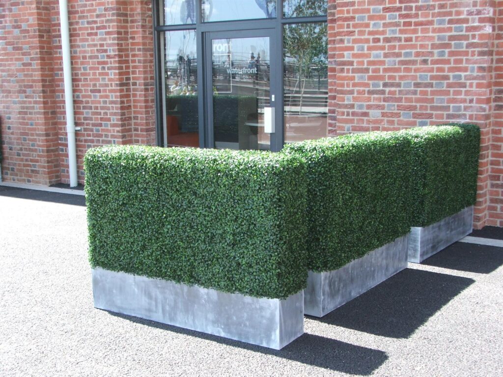 Embracing Artificial Boxwood: Premium Grass Blades’ Green Solution