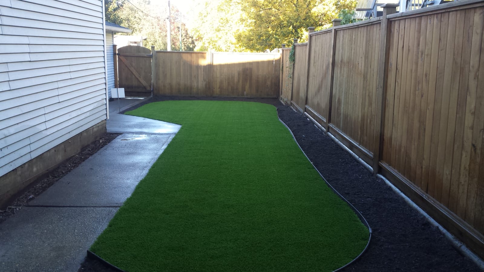 Premium Grass Blades Synthetic Artificial Turf: Evergreen Project-Burnaby