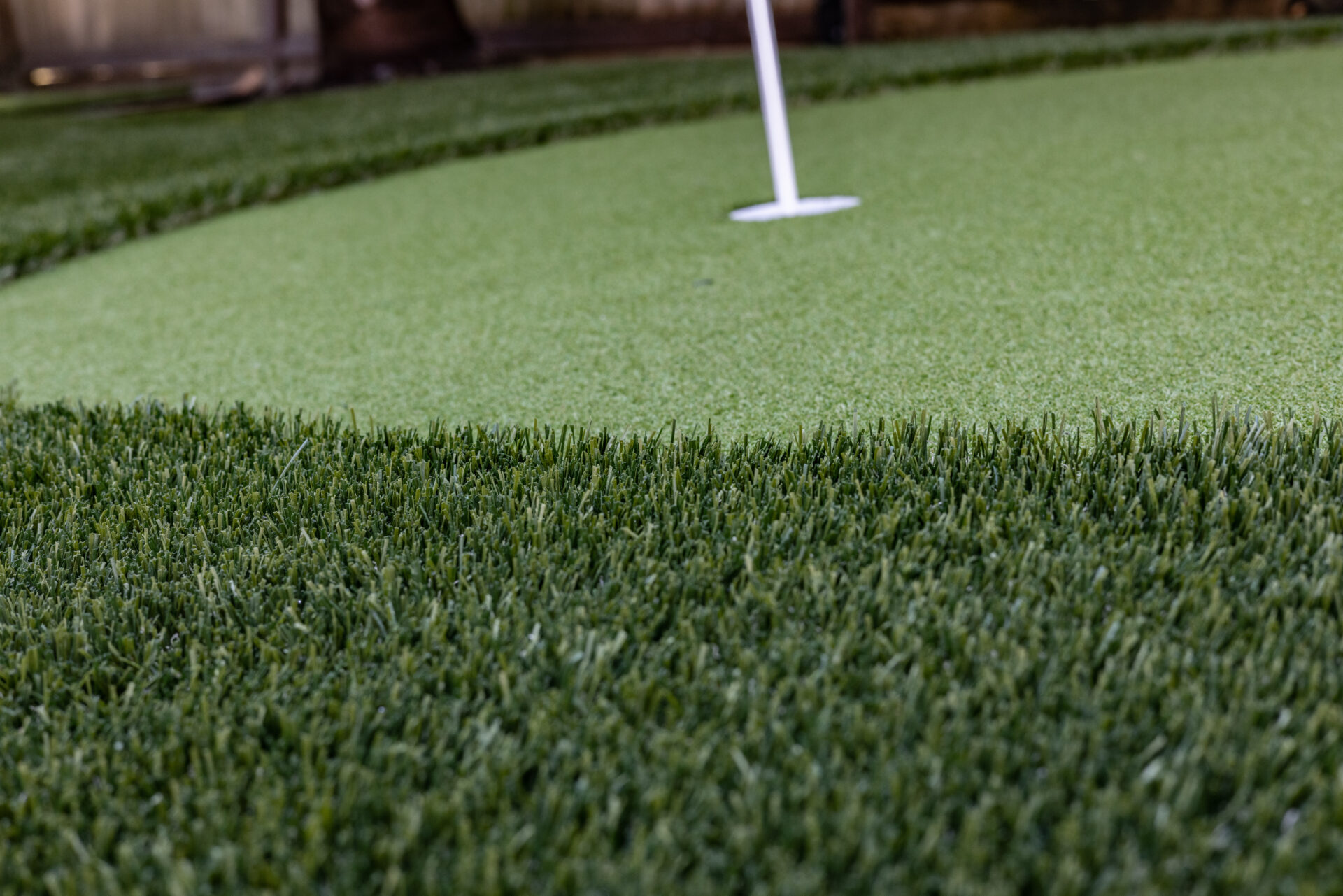 Premium Grass Blades Synthetic Artificial Turf Evergreen Putting Green Hole