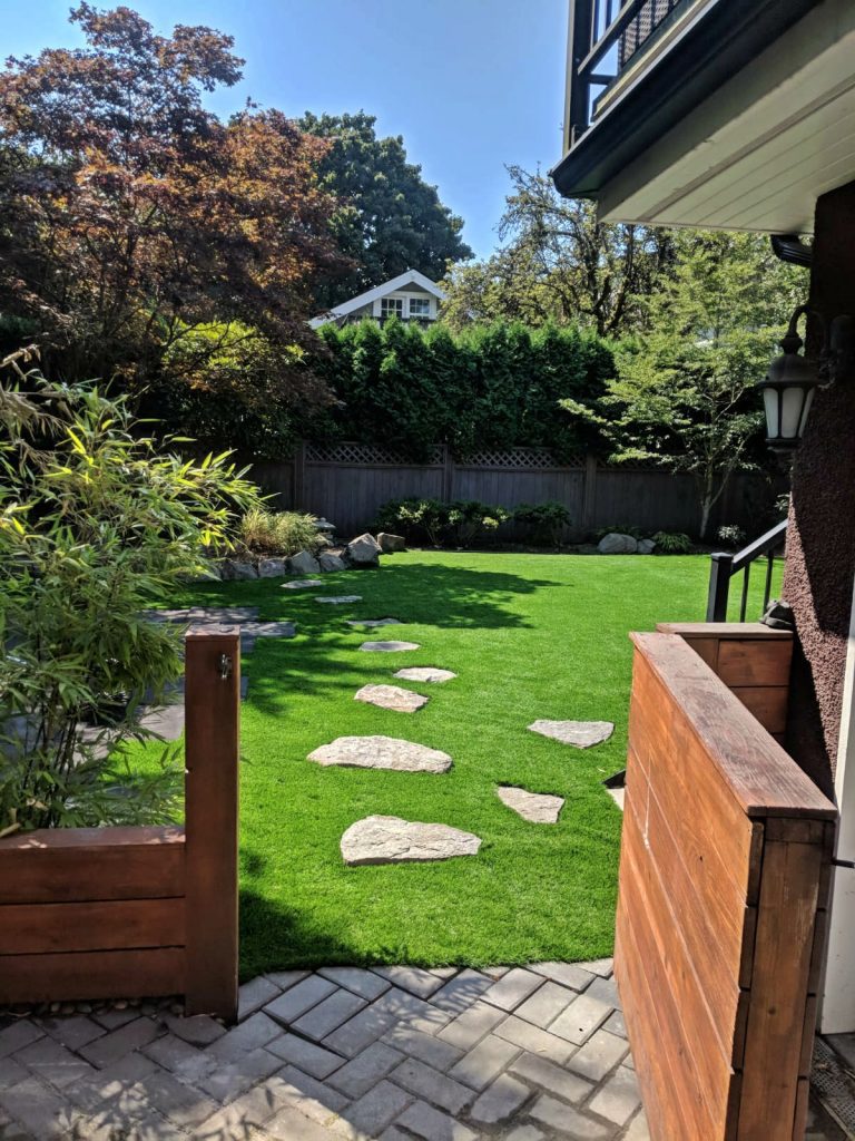 Kitsilano, Vancouver: What a Inviting backyard with Premium Grass Blades Signature Lush Line of Synthetic Turf