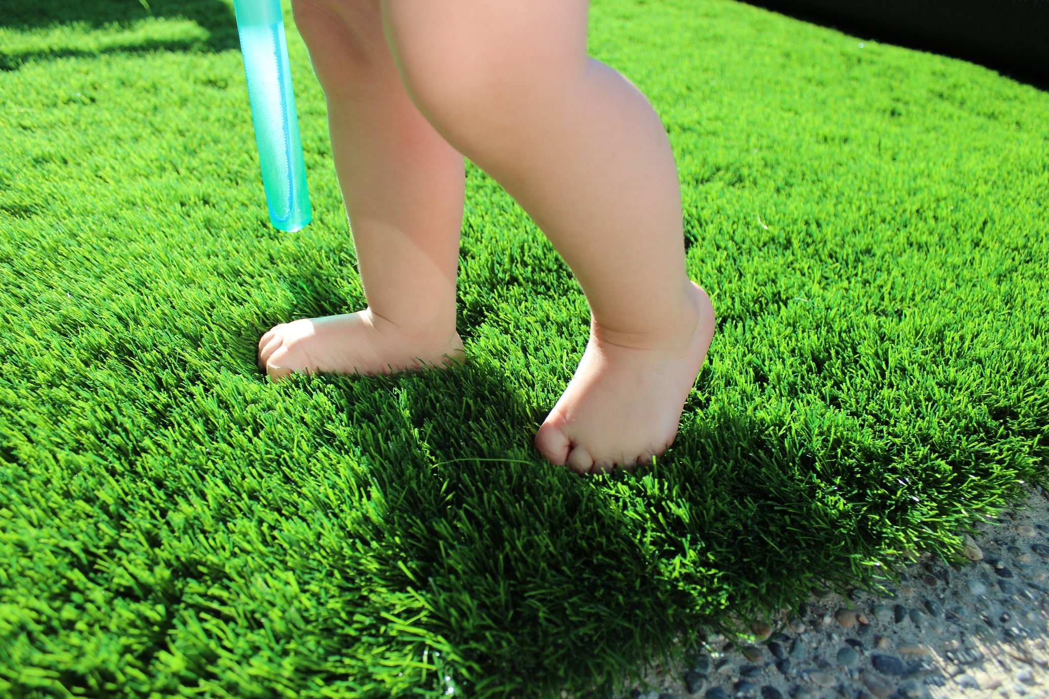 Premium Grass Blades Synthetic Artificial Turf: Lush Baby Feet Top Side Close-Up