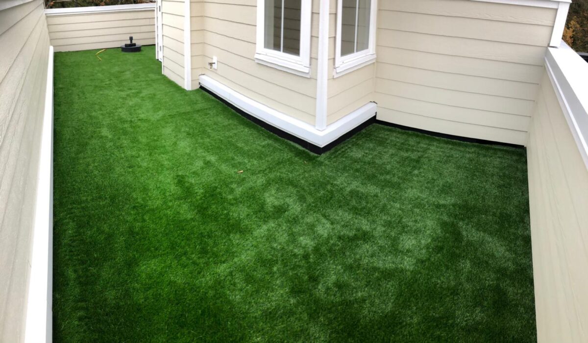 Artificial Turf For Rooftop Patios Premium Grass Blades