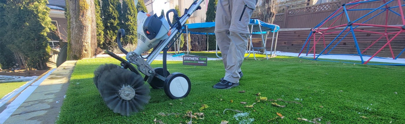 Benefits of Getting your Artificial Turf Cleaned by Premium Grass Blades