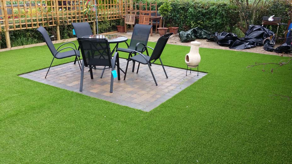 Redefining Landscaping in Mission, BC: Premium Grass Blades’ Artificial Turf
